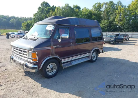 1992 Dodge Ram Van B250 z USA, uszkodzony, nr VIN 2B7HB21Y7NK130635
